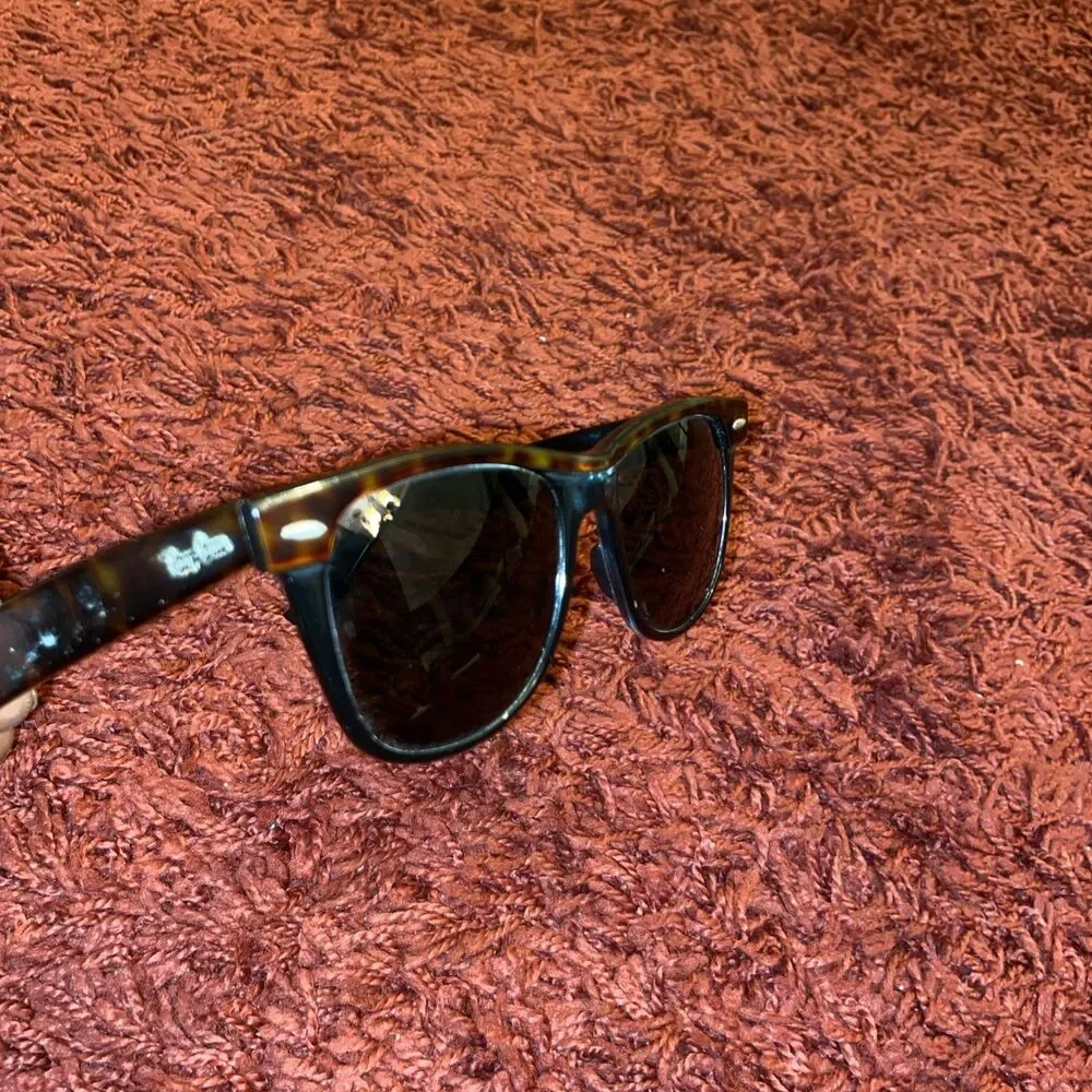 Vintage Classic 80’s Ray-Ban B&L Wayfarer II Sunglasses Tortoise Brown USA Made